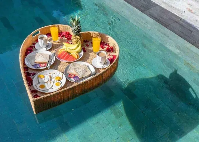 Lush Tropical Paradise Close To Eatstreet * Seminyak