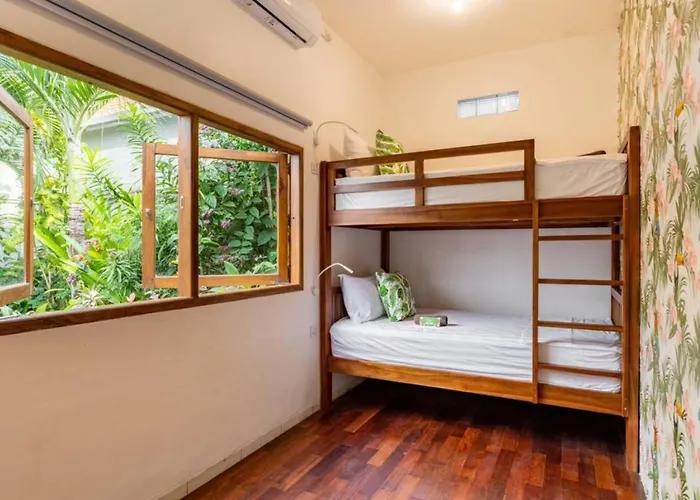 Lush Tropical Paradise Close To Eatstreet * Seminyak