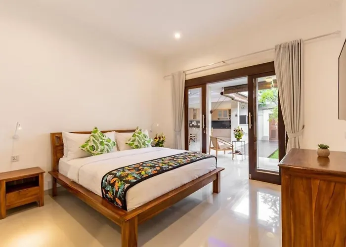 Lush Tropical Paradise Close To Eatstreet Seminyak